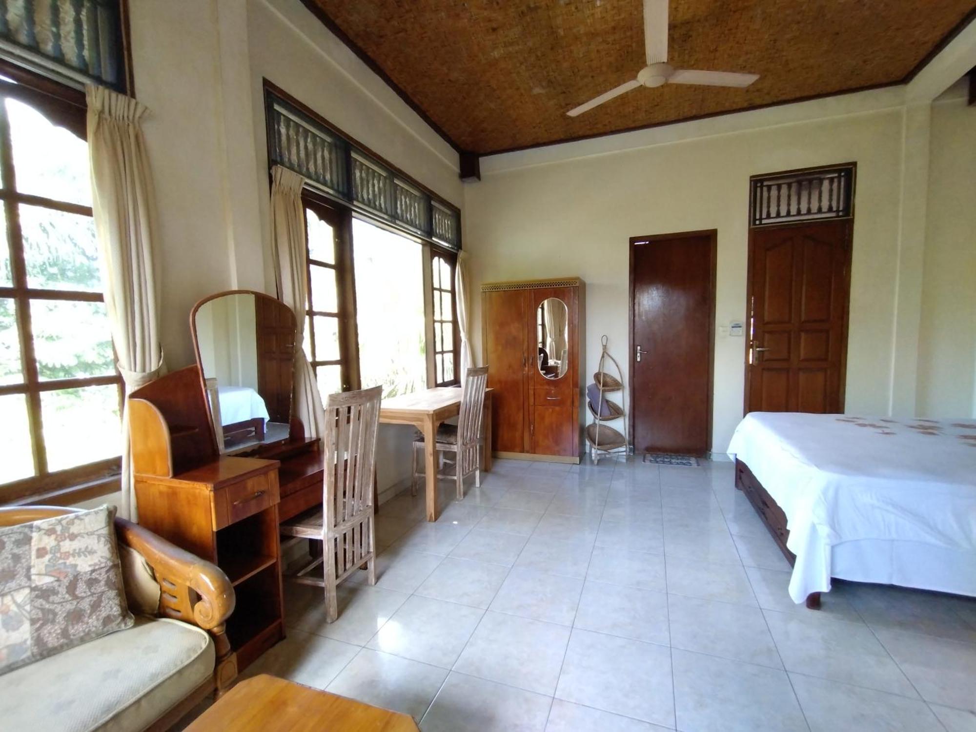 Runa Guesthouse Ubud  Exterior photo