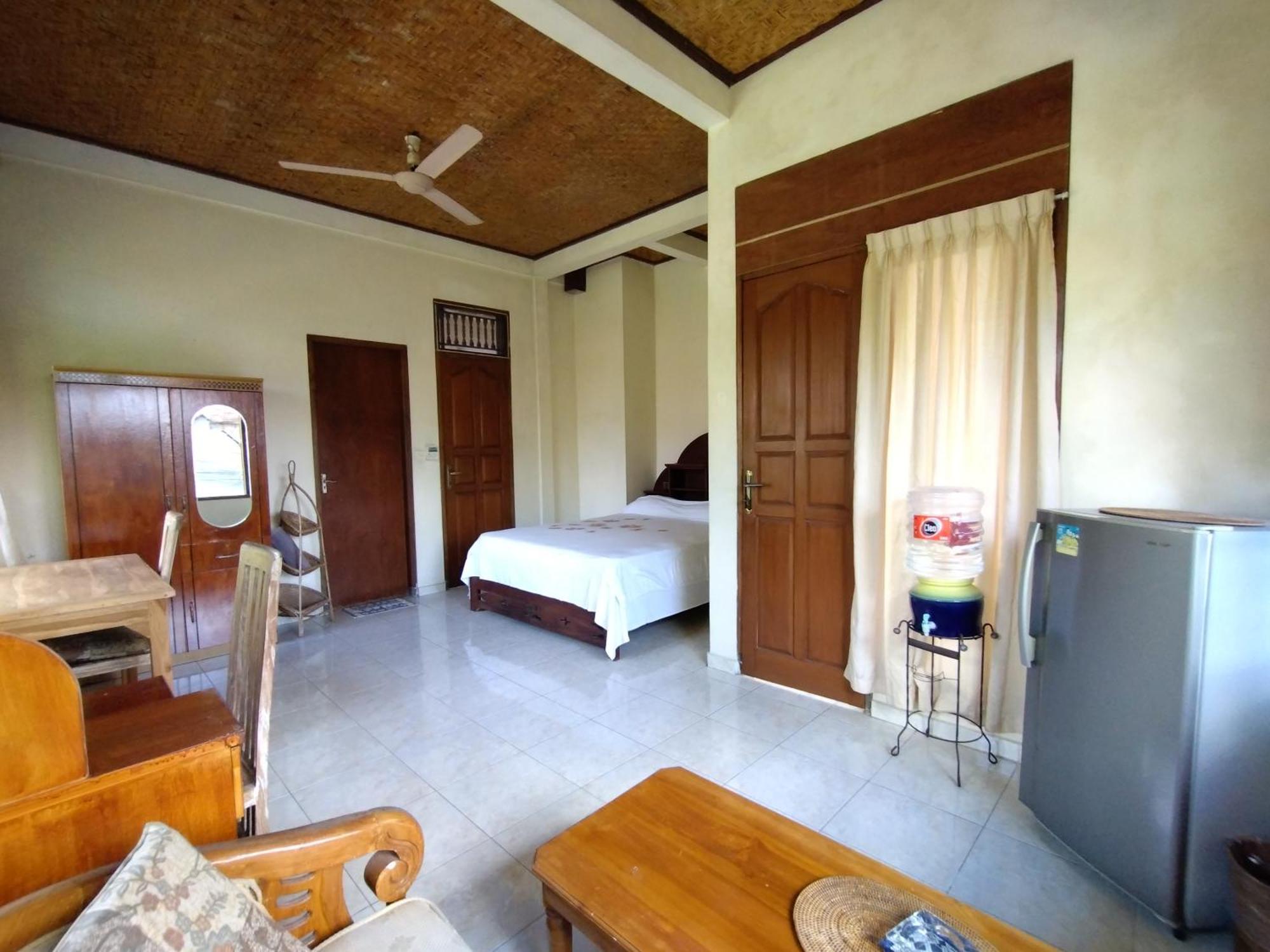 Runa Guesthouse Ubud  Exterior photo